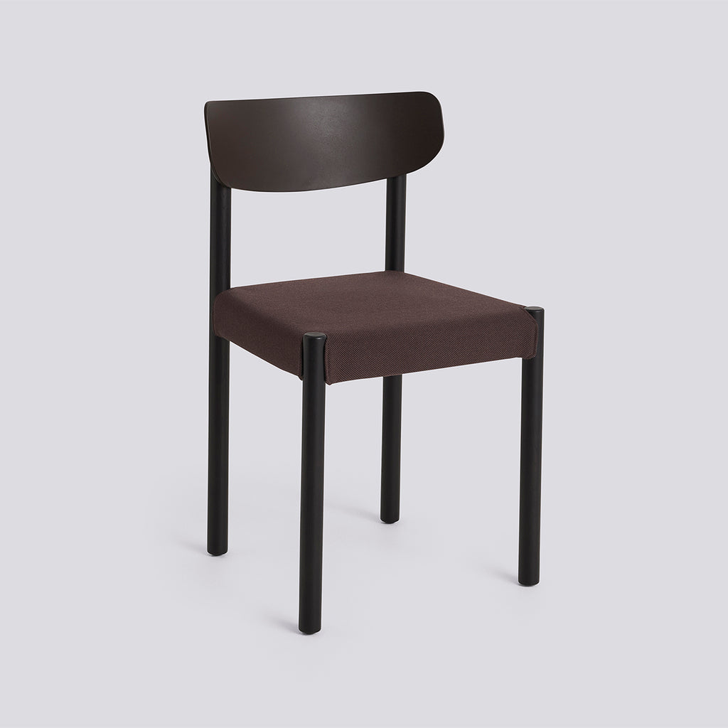 Pack Chair 11 Iron black lacquered solid oak 4 leg base Standard glider - Graphite brown back + upholstery - Steelcut - 695